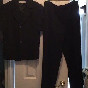 Women’s Tahari (Arthur S. Levine)
